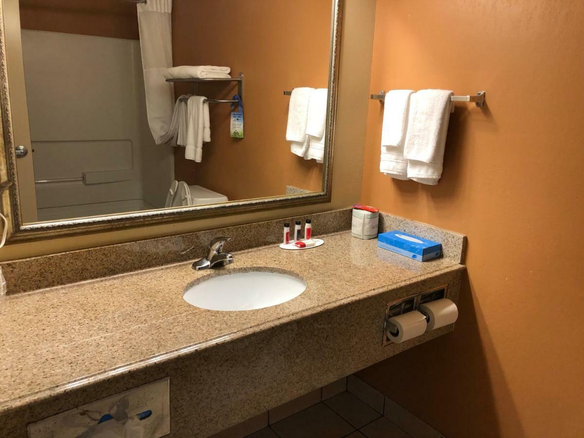 Days Inn & Suites By Wyndham Thibodaux Exterior foto